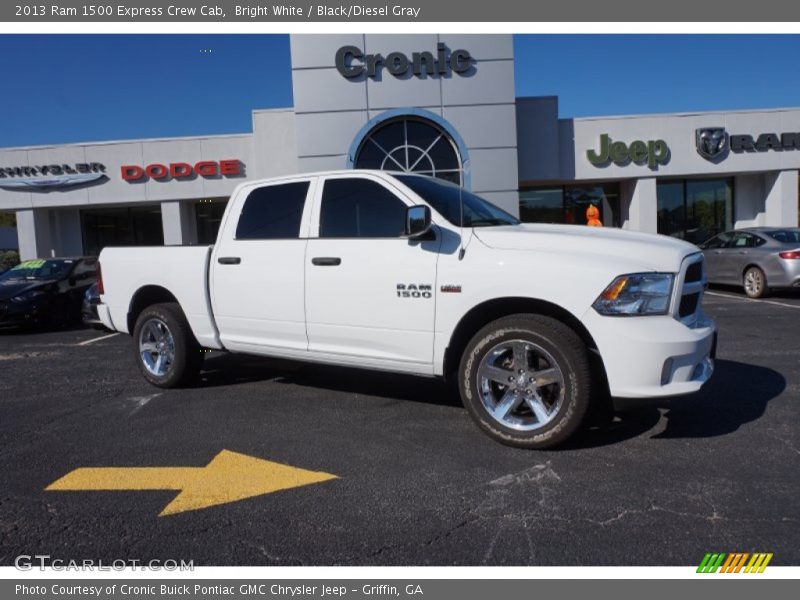 Bright White / Black/Diesel Gray 2013 Ram 1500 Express Crew Cab