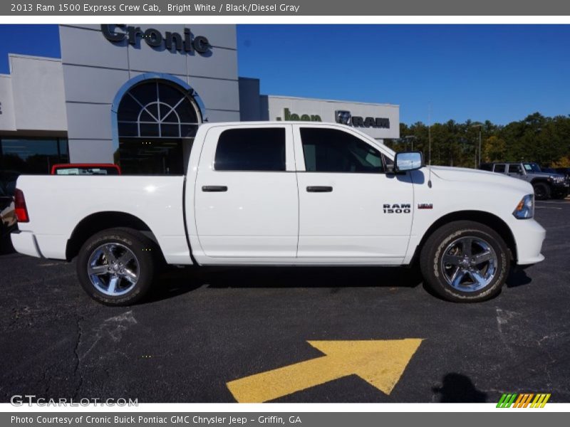 Bright White / Black/Diesel Gray 2013 Ram 1500 Express Crew Cab