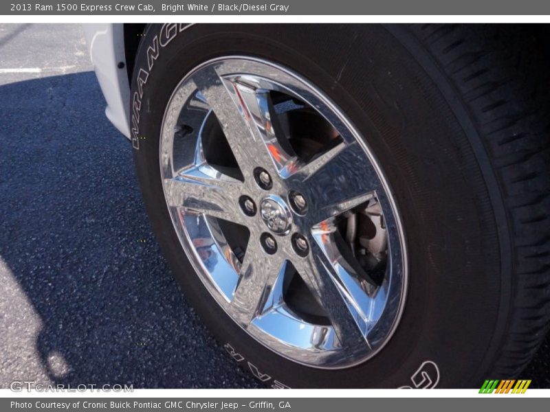 Bright White / Black/Diesel Gray 2013 Ram 1500 Express Crew Cab