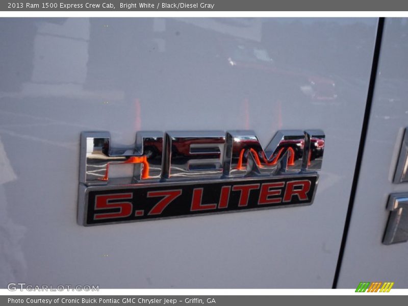 Bright White / Black/Diesel Gray 2013 Ram 1500 Express Crew Cab