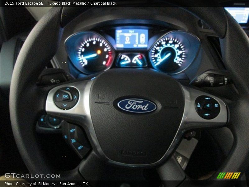 Tuxedo Black Metallic / Charcoal Black 2015 Ford Escape SE
