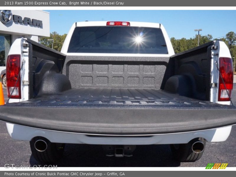 Bright White / Black/Diesel Gray 2013 Ram 1500 Express Crew Cab