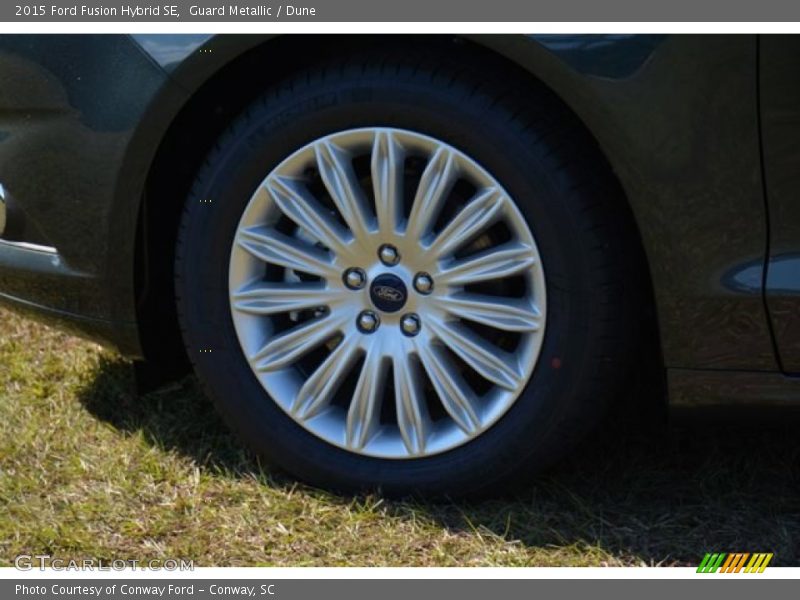 Guard Metallic / Dune 2015 Ford Fusion Hybrid SE