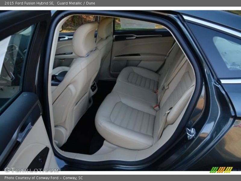 Guard Metallic / Dune 2015 Ford Fusion Hybrid SE