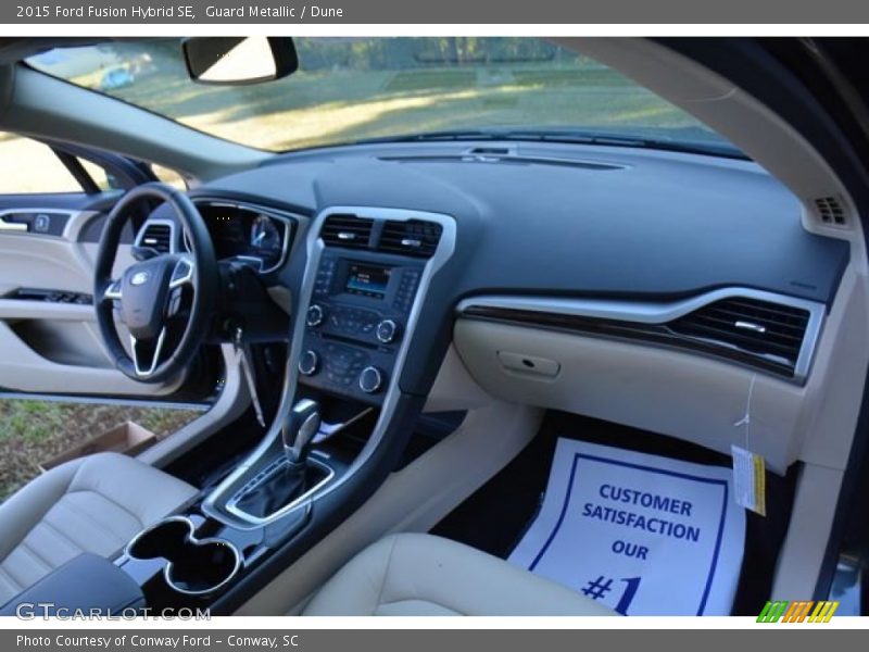 Guard Metallic / Dune 2015 Ford Fusion Hybrid SE