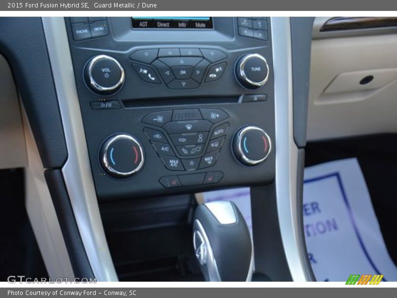 Guard Metallic / Dune 2015 Ford Fusion Hybrid SE