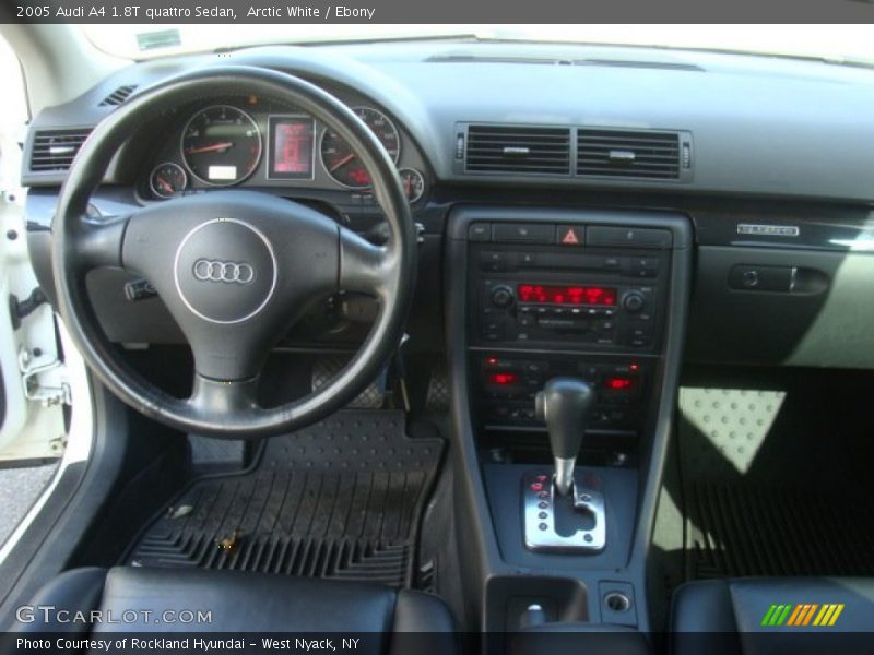 Arctic White / Ebony 2005 Audi A4 1.8T quattro Sedan