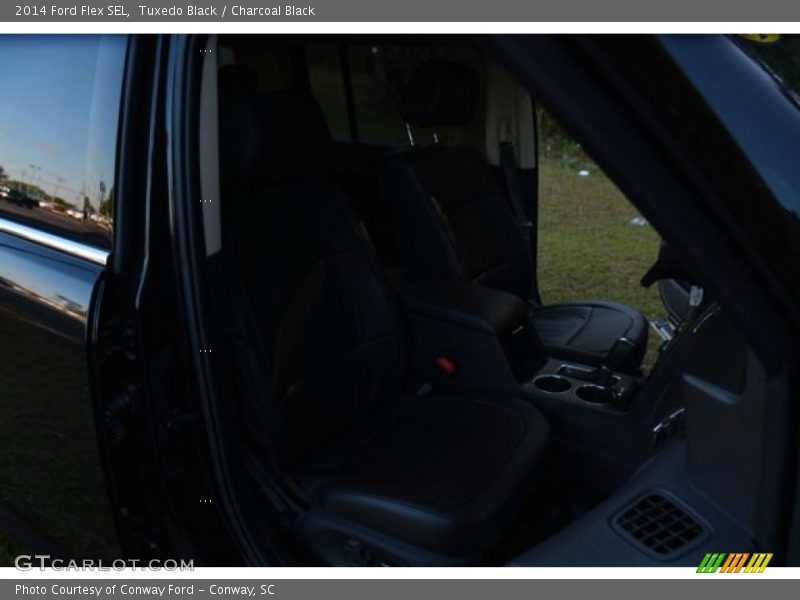 Tuxedo Black / Charcoal Black 2014 Ford Flex SEL