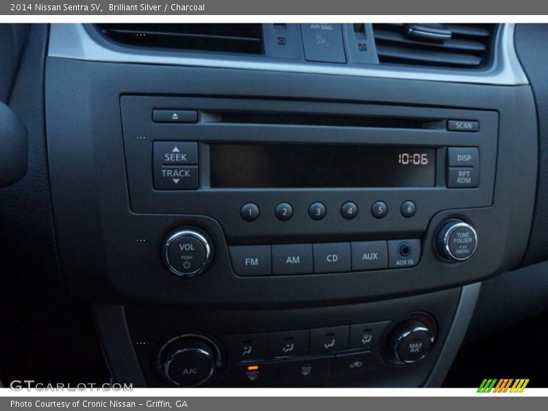 Controls of 2014 Sentra SV