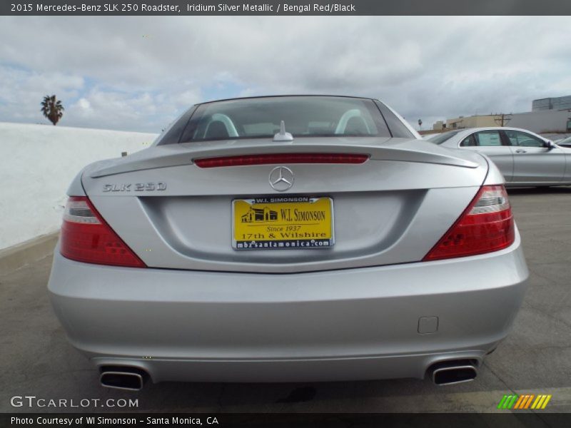 Iridium Silver Metallic / Bengal Red/Black 2015 Mercedes-Benz SLK 250 Roadster