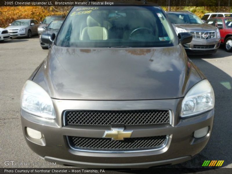 Bronzemist Metallic / Neutral Beige 2005 Chevrolet Uplander LS
