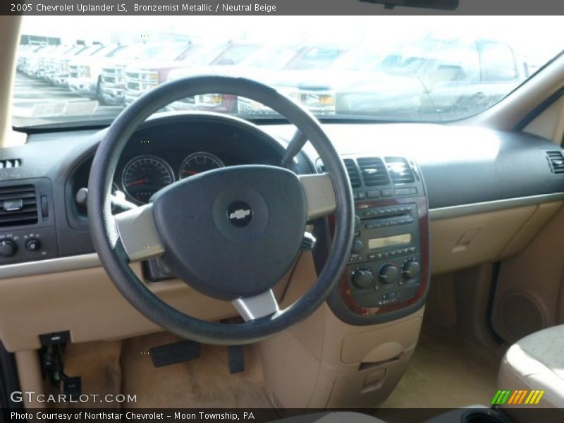 Bronzemist Metallic / Neutral Beige 2005 Chevrolet Uplander LS