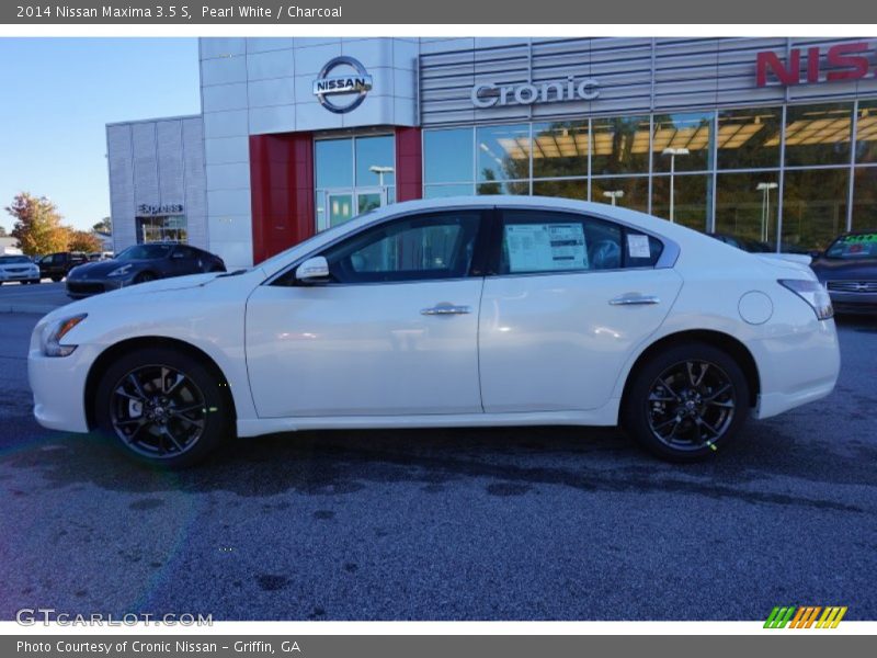Pearl White / Charcoal 2014 Nissan Maxima 3.5 S