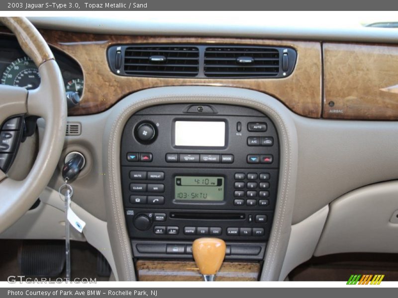 Topaz Metallic / Sand 2003 Jaguar S-Type 3.0