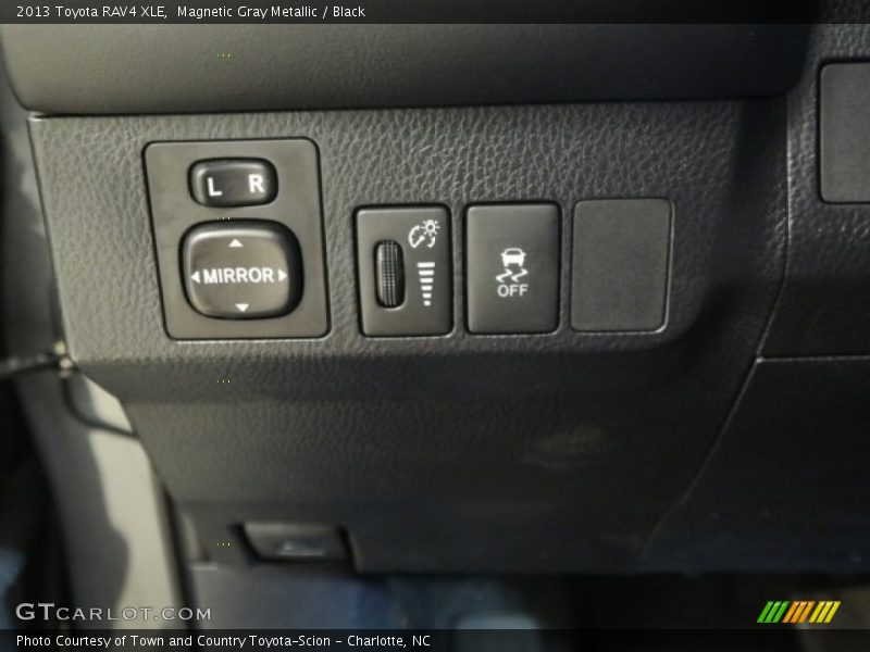 Magnetic Gray Metallic / Black 2013 Toyota RAV4 XLE