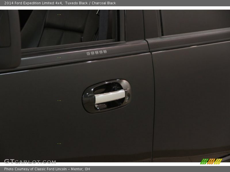 Tuxedo Black / Charcoal Black 2014 Ford Expedition Limited 4x4