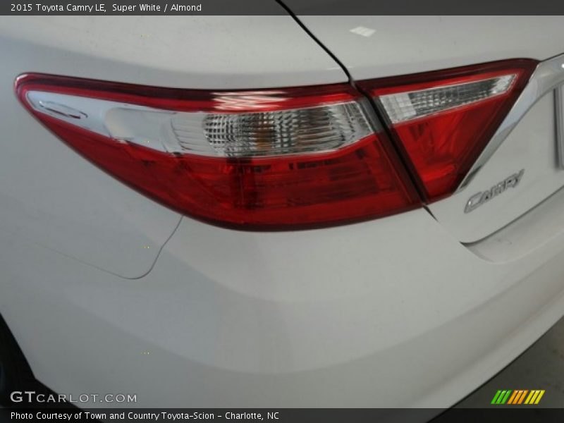 Super White / Almond 2015 Toyota Camry LE