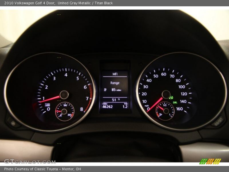 United Gray Metallic / Titan Black 2010 Volkswagen Golf 4 Door