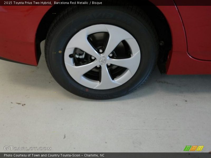 Barcelona Red Metallic / Bisque 2015 Toyota Prius Two Hybrid