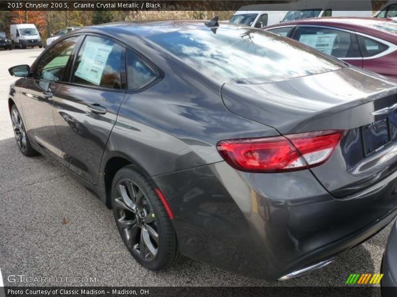 Granite Crystal Metallic / Black 2015 Chrysler 200 S