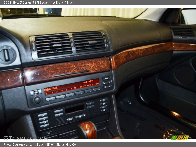 Jet Black / Black 2003 BMW 5 Series 525i Sedan