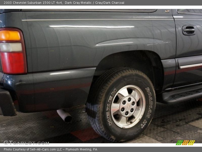 Dark Gray Metallic / Gray/Dark Charcoal 2003 Chevrolet Suburban 1500 LT 4x4