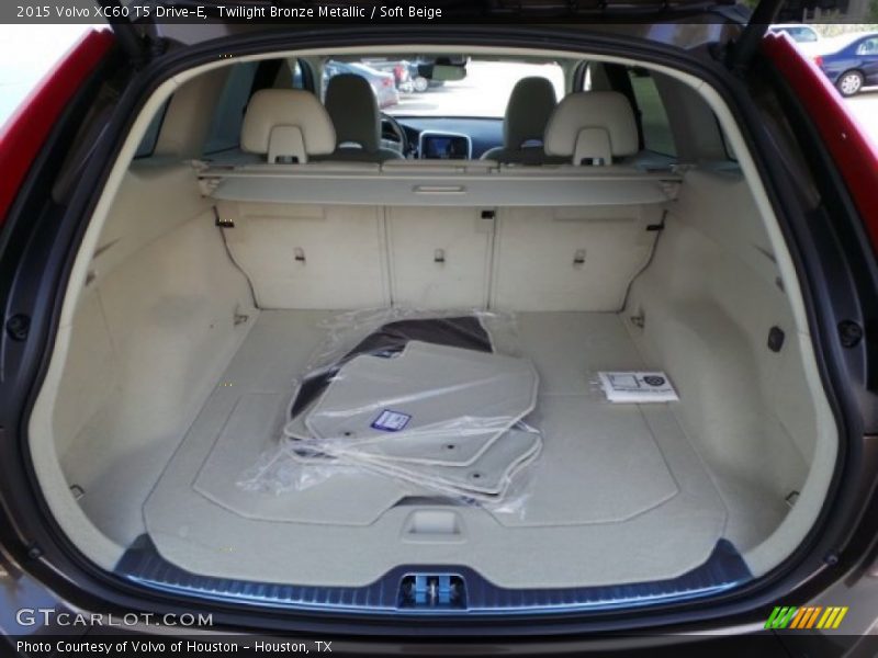 Twilight Bronze Metallic / Soft Beige 2015 Volvo XC60 T5 Drive-E