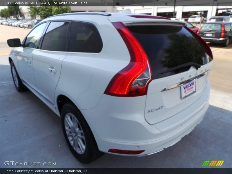 Ice White / Soft Beige 2015 Volvo XC60 T5 AWD