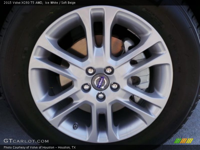 Ice White / Soft Beige 2015 Volvo XC60 T5 AWD