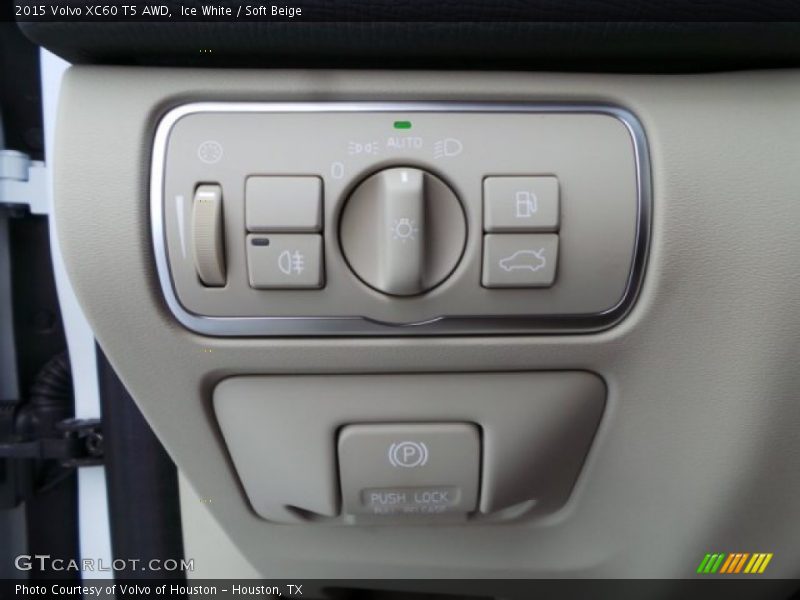 Ice White / Soft Beige 2015 Volvo XC60 T5 AWD