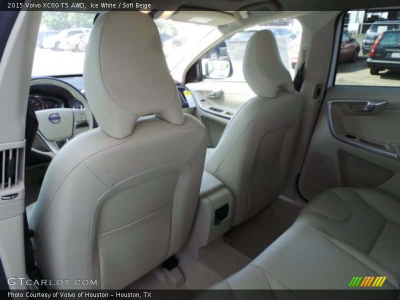 Ice White / Soft Beige 2015 Volvo XC60 T5 AWD