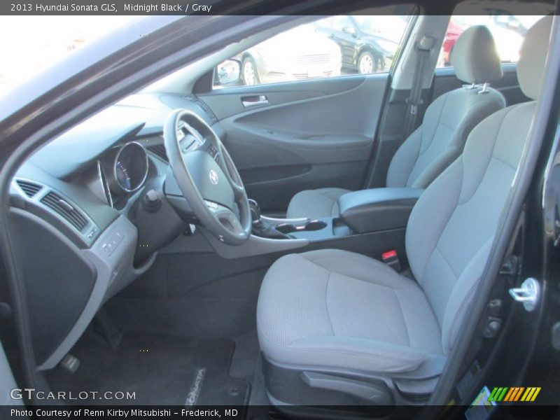 Midnight Black / Gray 2013 Hyundai Sonata GLS