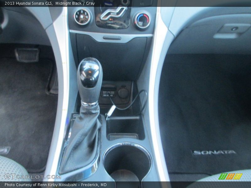 Midnight Black / Gray 2013 Hyundai Sonata GLS