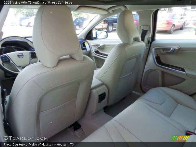 Ice White / Soft Beige 2015 Volvo V60 T5 AWD