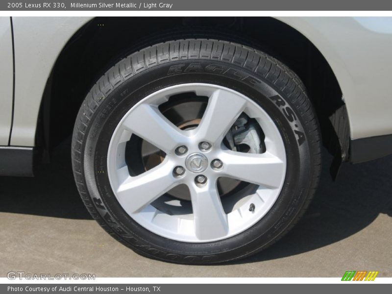 Millenium Silver Metallic / Light Gray 2005 Lexus RX 330