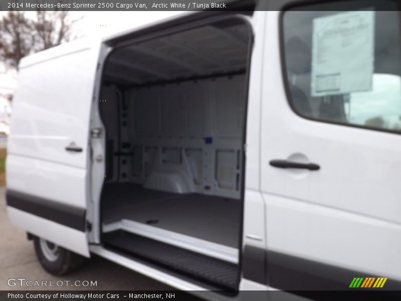 Arctic White / Tunja Black 2014 Mercedes-Benz Sprinter 2500 Cargo Van