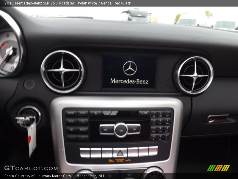 Polar White / Bengal Red/Black 2015 Mercedes-Benz SLK 250 Roadster