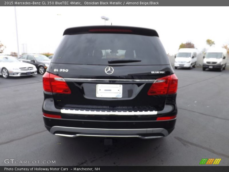 Obsidian Black Metallic / Almond Beige/Black 2015 Mercedes-Benz GL 350 BlueTEC 4Matic