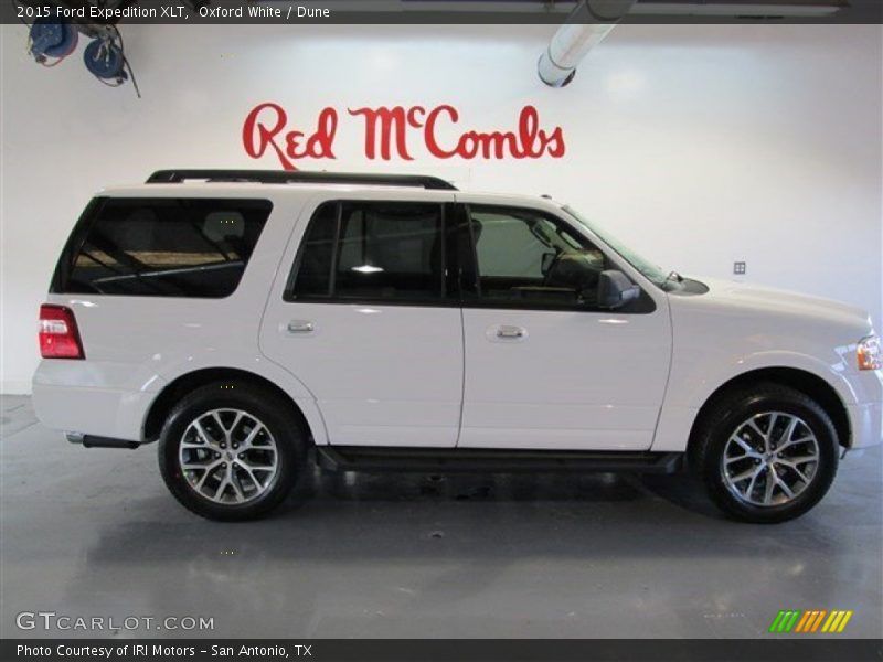 Oxford White / Dune 2015 Ford Expedition XLT