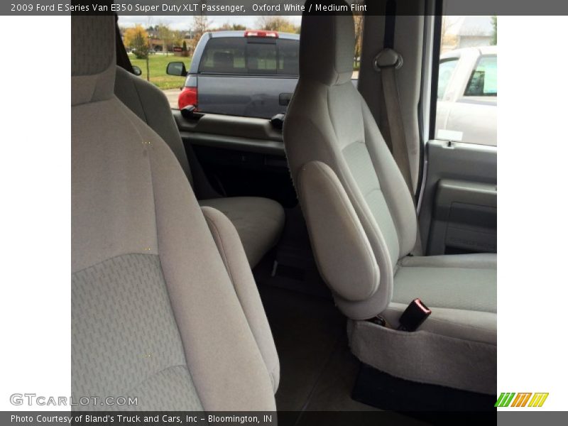 Oxford White / Medium Flint 2009 Ford E Series Van E350 Super Duty XLT Passenger