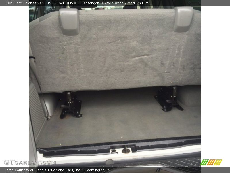 Oxford White / Medium Flint 2009 Ford E Series Van E350 Super Duty XLT Passenger