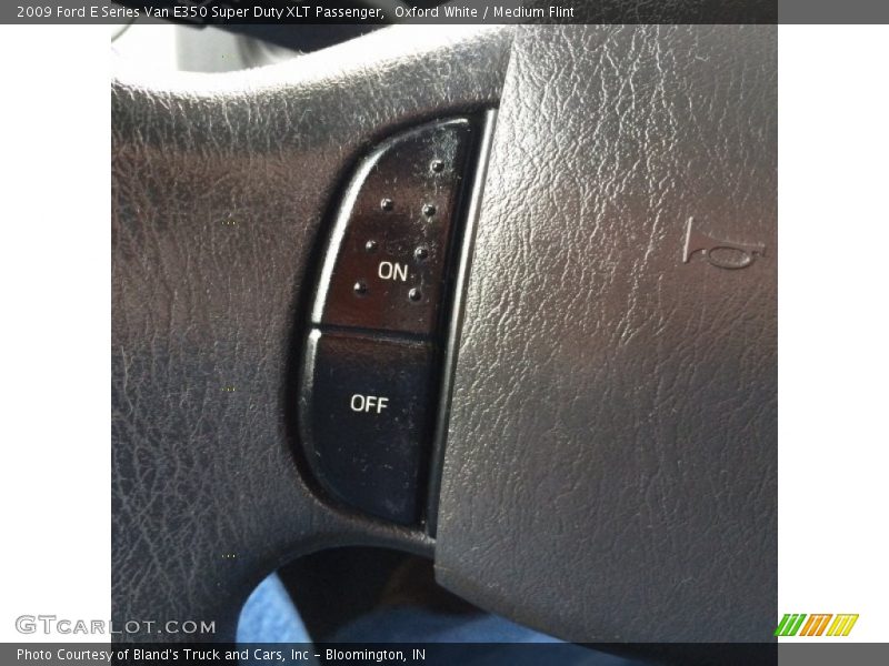 Oxford White / Medium Flint 2009 Ford E Series Van E350 Super Duty XLT Passenger