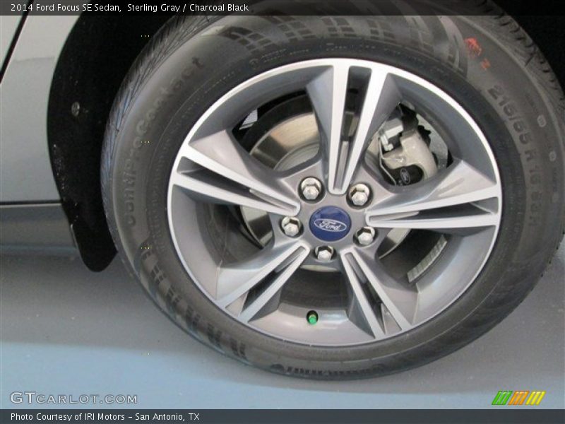 Sterling Gray / Charcoal Black 2014 Ford Focus SE Sedan