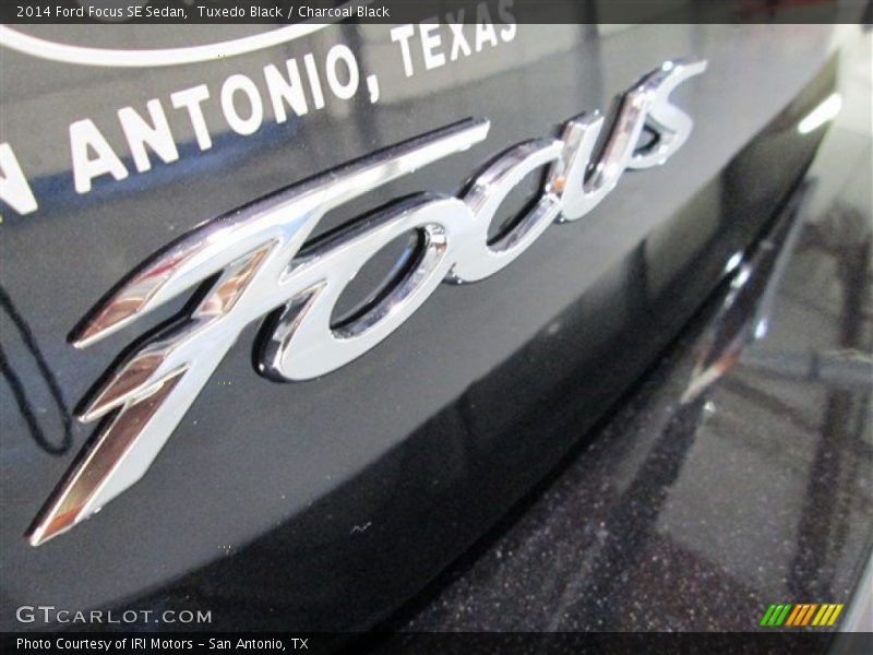 Tuxedo Black / Charcoal Black 2014 Ford Focus SE Sedan