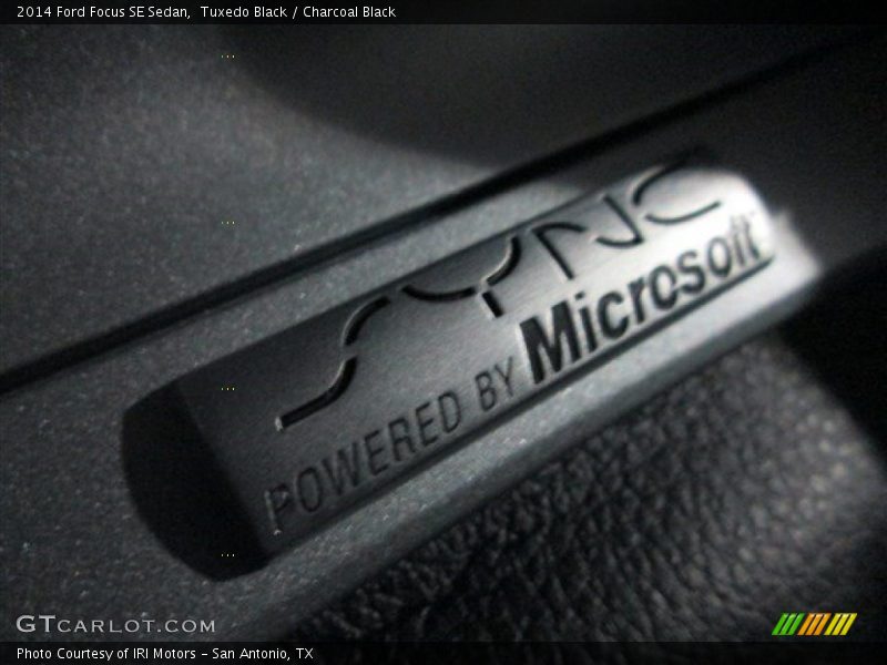 Tuxedo Black / Charcoal Black 2014 Ford Focus SE Sedan