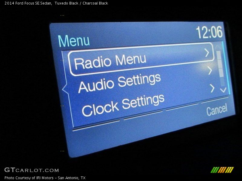 Tuxedo Black / Charcoal Black 2014 Ford Focus SE Sedan