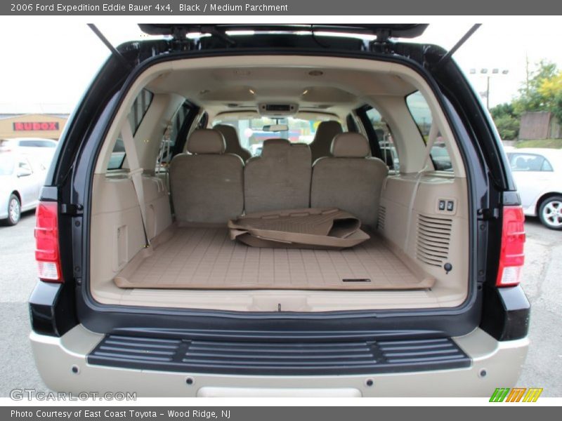 Black / Medium Parchment 2006 Ford Expedition Eddie Bauer 4x4