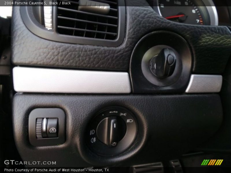 Black / Black 2004 Porsche Cayenne S