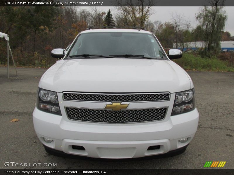 Summit White / Ebony 2009 Chevrolet Avalanche LT 4x4