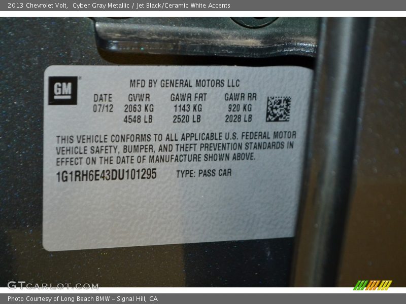 Cyber Gray Metallic / Jet Black/Ceramic White Accents 2013 Chevrolet Volt